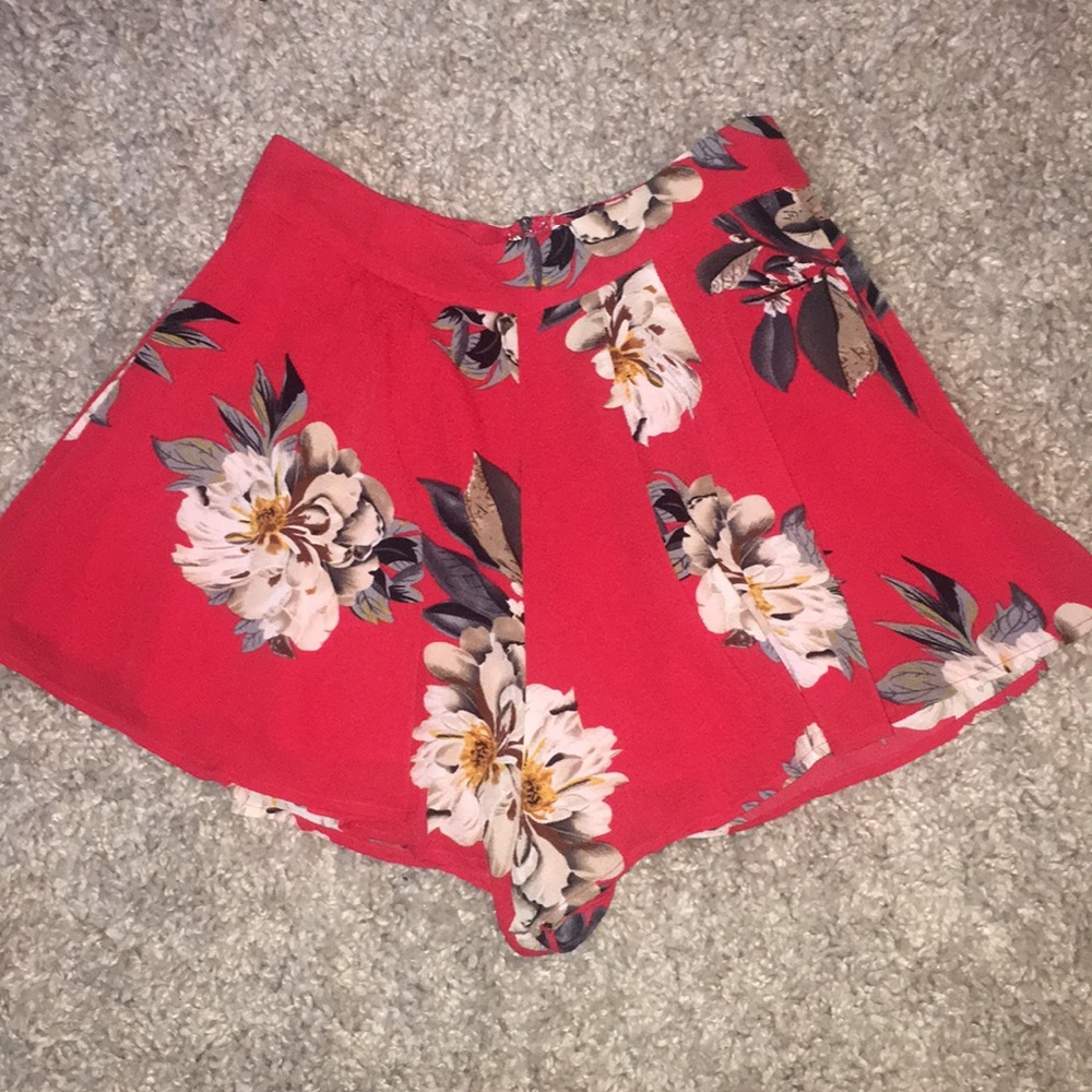 🌺Windsor red tropical vibes shorts